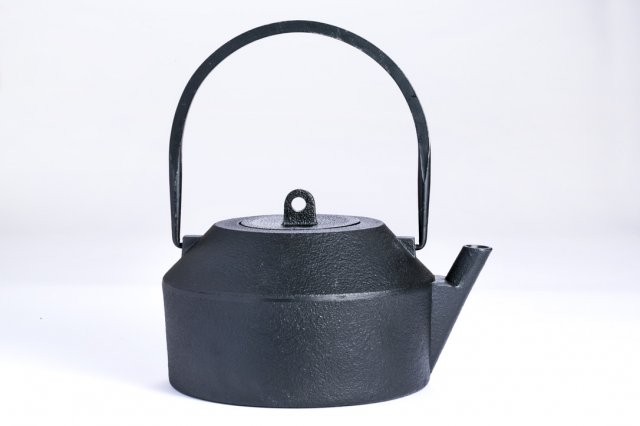 iron kettle-L-VK　(南部鉄瓶ＶＫ) 　iwatemo（イワテモ）の商品写真